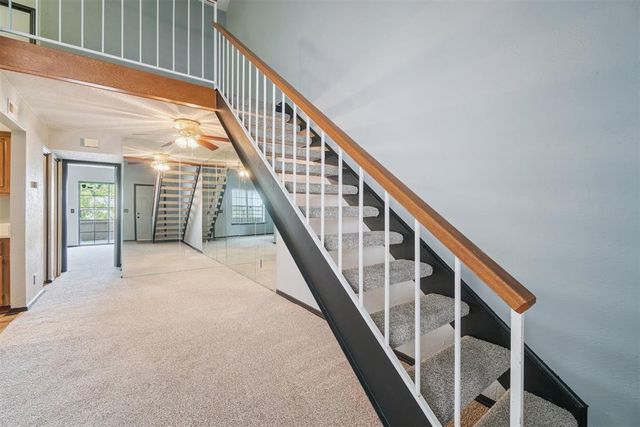 11120 Stratford Drive 220, Oklahoma City, OK 73120