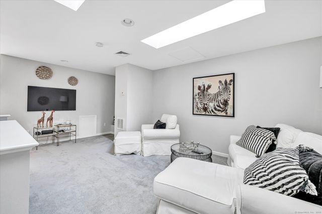 24 Ridgewood Drive 24, Middlebury, CT 06762