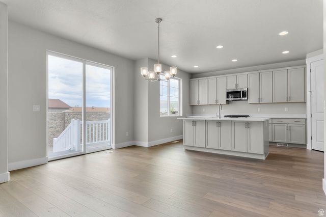 1227 W SWEET CORN LN, Lindon, UT 84042