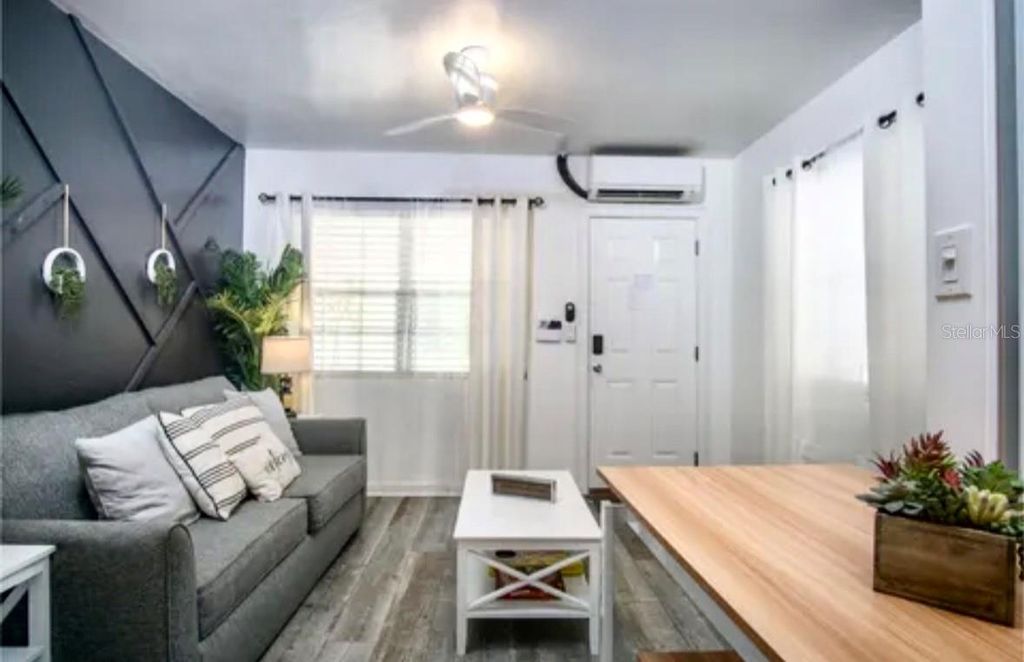 Image 4 of property listing at 1119 SIMONTON STREET A1, A2, C1, Key West, FL 33040