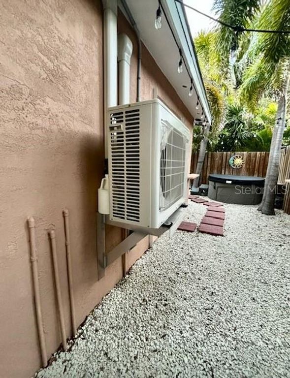 Image 35 of property listing at 1119 SIMONTON STREET A1, A2, C1, Key West, FL 33040