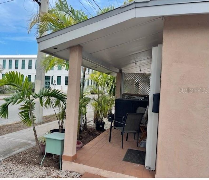 Image 38 of property listing at 1119 SIMONTON STREET A1, A2, C1, Key West, FL 33040
