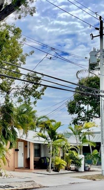 Image 39 of property listing at 1119 SIMONTON STREET A1, A2, C1, Key West, FL 33040