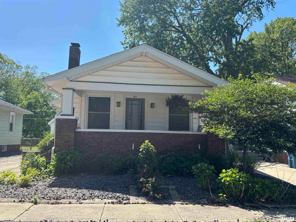 517 S PARK Street, Springfield, IL 62704