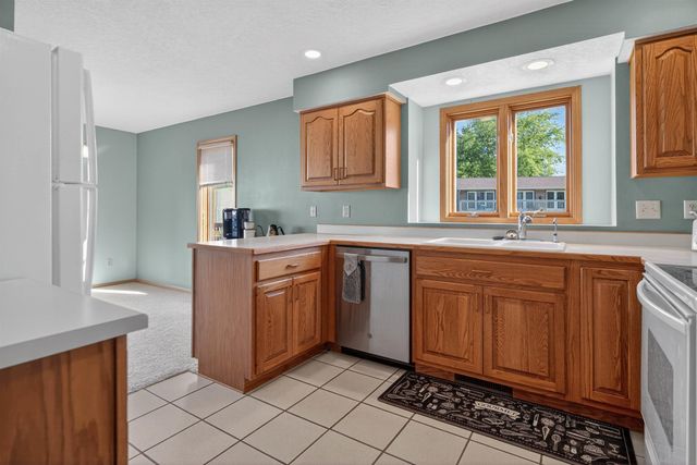 4703 Pizarro Court, Cedar Falls, IA 50613