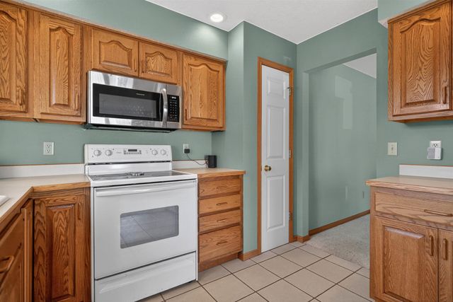 4703 Pizarro Court, Cedar Falls, IA 50613
