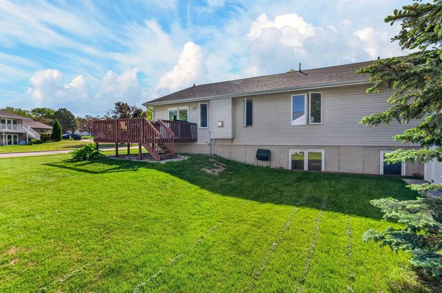 4703 Pizarro Court, Cedar Falls, IA 50613