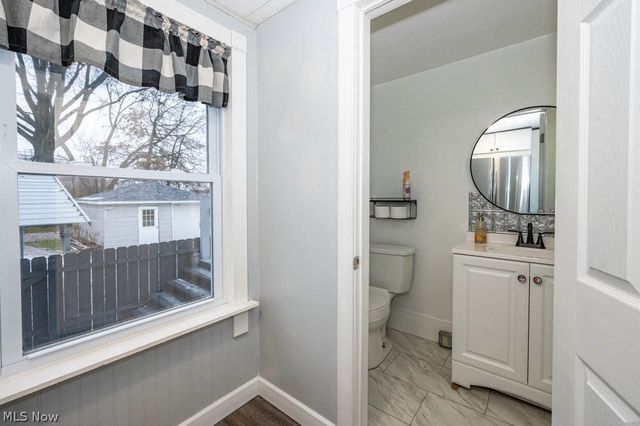 157 E Ohio Avenue, Sebring, OH 44672