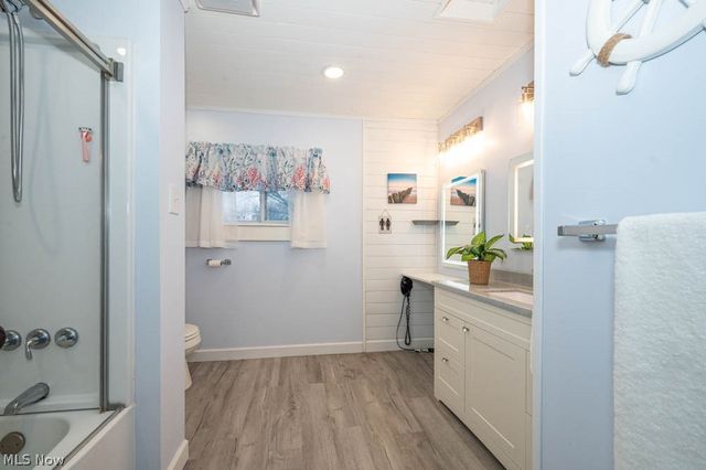 157 E Ohio Avenue, Sebring, OH 44672