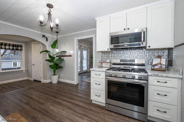 157 E Ohio Avenue, Sebring, OH 44672