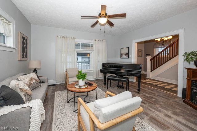 157 E Ohio Avenue, Sebring, OH 44672