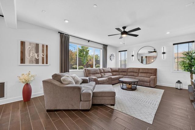 4316 Needlegrass Dr, Folsom, CA 95630