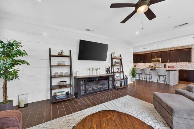 4316 Needlegrass Dr, Folsom, CA 95630