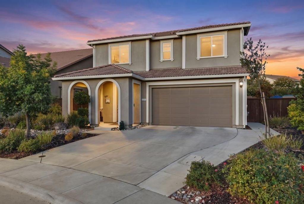 4316 Needlegrass Dr, Folsom, CA 95630