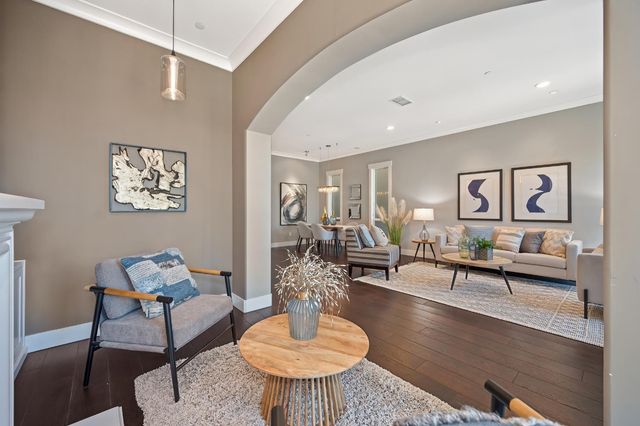 3613 Crocker Dr, Sacramento, CA 95818