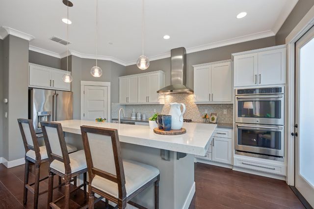 3613 Crocker Dr, Sacramento, CA 95818