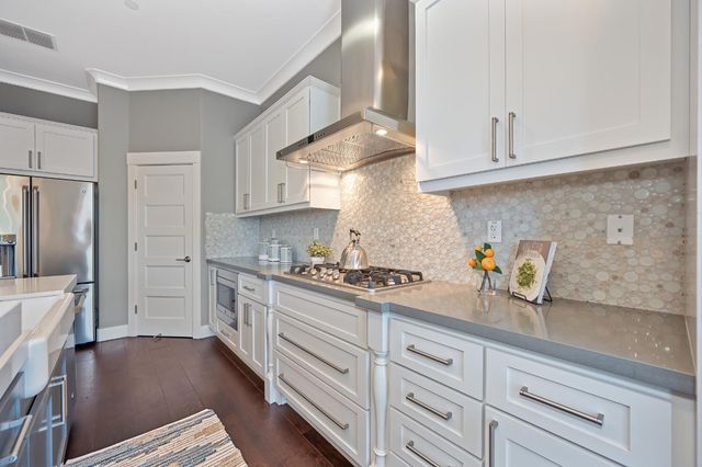 3613 Crocker Dr, Sacramento, CA 95818