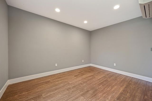 3613 Crocker Dr, Sacramento, CA 95818