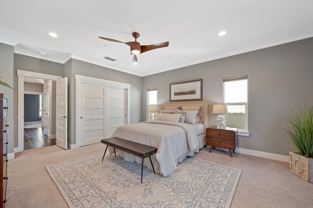 3613 Crocker Dr, Sacramento, CA 95818