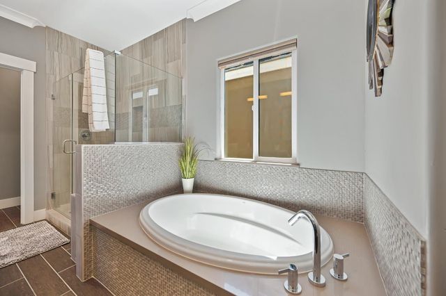 3613 Crocker Dr, Sacramento, CA 95818