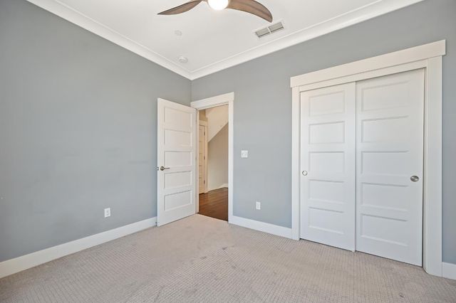 3613 Crocker Dr, Sacramento, CA 95818