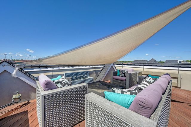 3613 Crocker Dr, Sacramento, CA 95818