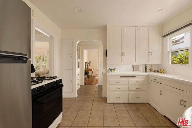 2032 Holmby Avenue, Los Angeles, CA 90025
