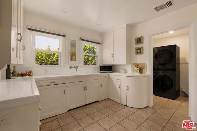 2032 Holmby Avenue, Los Angeles, CA 90025