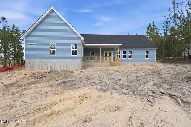2013 Pewter Lane, West End, NC 27376