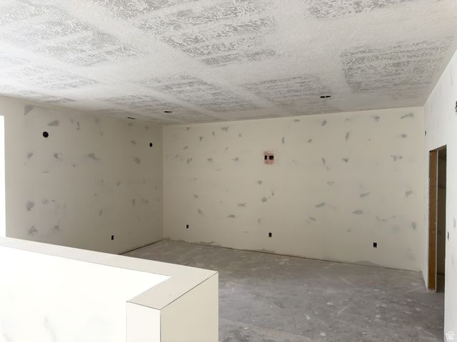 667 N 550 W, Mapleton, UT 84664