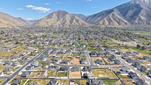 667 N 550 W, Mapleton, UT 84664