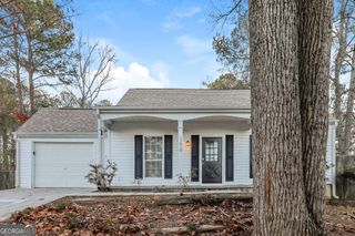 11010 Highridge Court, Hampton, GA 30228