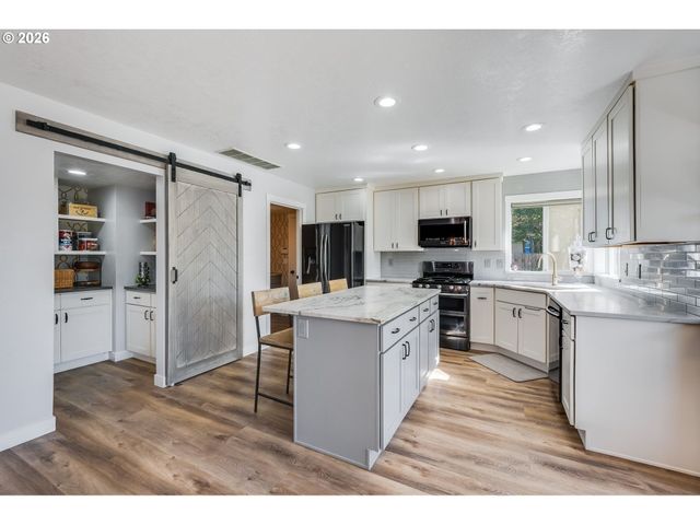 14556 Sw PINOT Ct, Portland, OR 97224