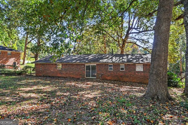 5031 Oakdale Drive, Douglasville, GA 30135