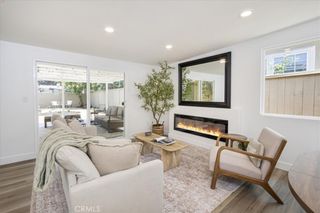 2422 W Pomona Street, Santa Ana, CA 92704
