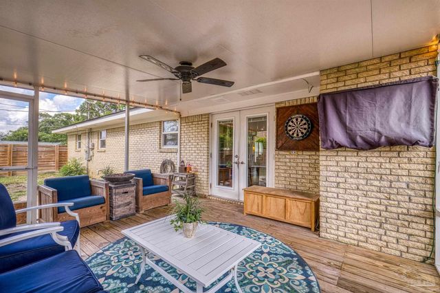 3815 Durango Dr, Pensacola, FL 32504