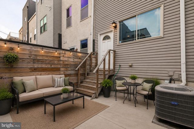 1718 ANNIN ST, Philadelphia, PA 19146
