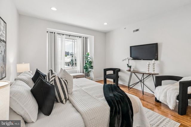 1718 ANNIN ST, Philadelphia, PA 19146