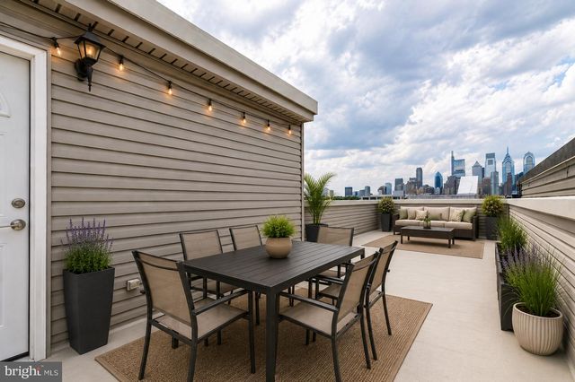 1718 ANNIN ST, Philadelphia, PA 19146