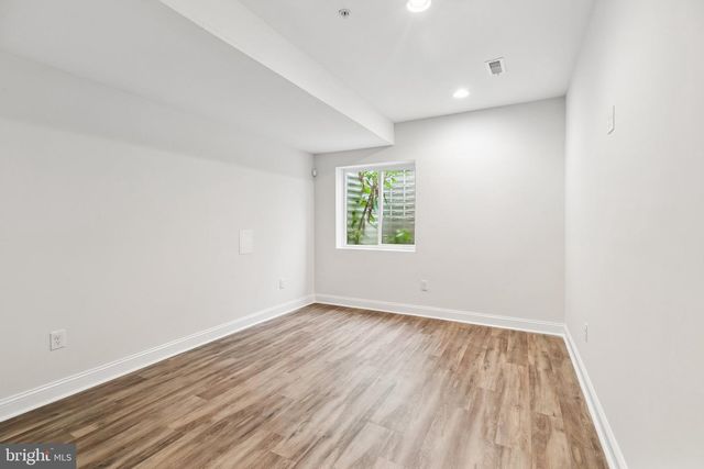 1718 ANNIN ST, Philadelphia, PA 19146