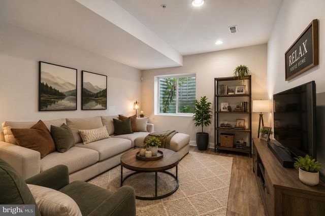 1718 ANNIN ST, Philadelphia, PA 19146
