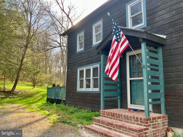 238 DOTTERER RD, Lenhartsville, PA 19534