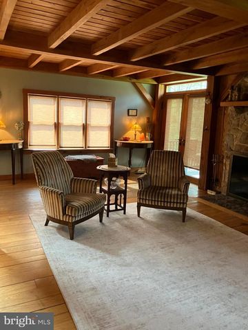 238 DOTTERER RD, Lenhartsville, PA 19534