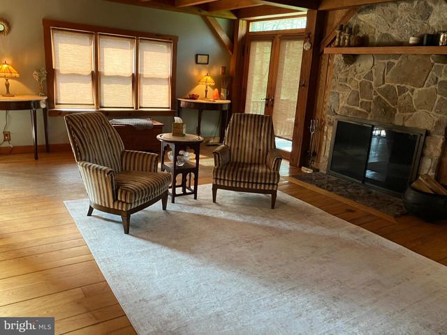 238 DOTTERER RD, Lenhartsville, PA 19534