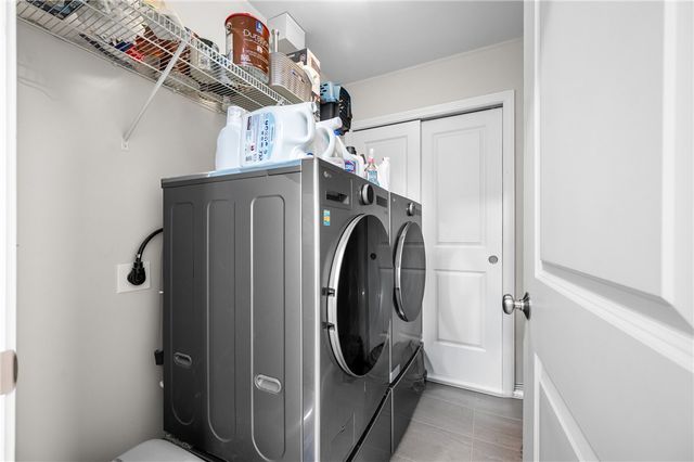 43 Beaver Avenue, Warwick, RI 02889