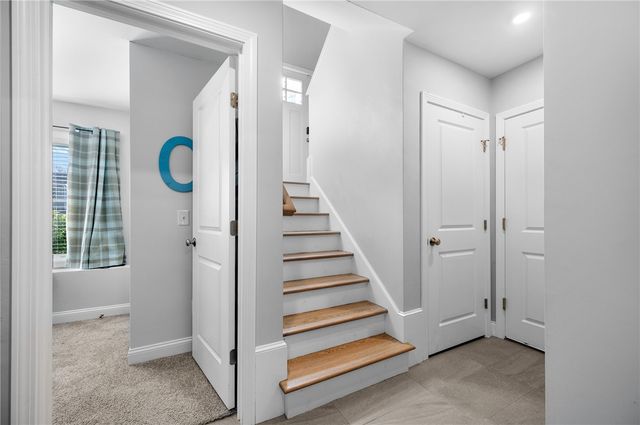 43 Beaver Avenue, Warwick, RI 02889