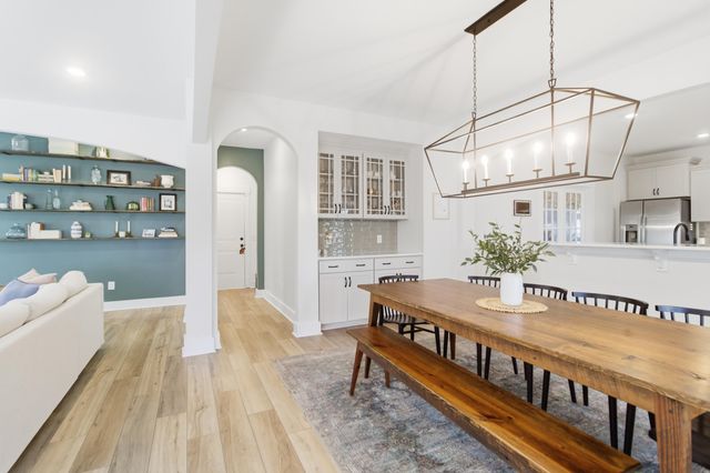 1092 Saltwater Circle, Johns Island, SC 29455