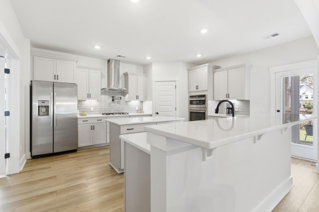 1092 Saltwater Circle, Johns Island, SC 29455