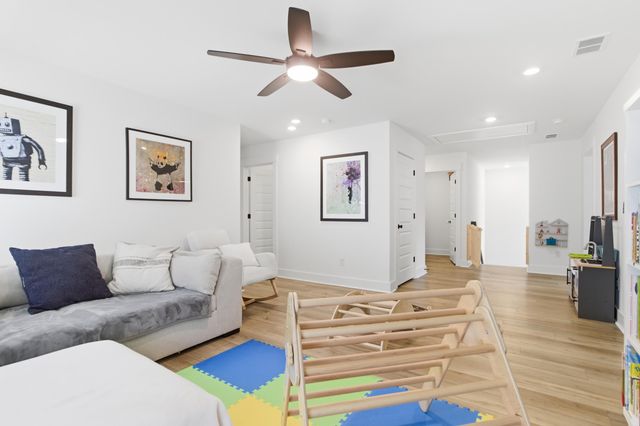 1092 Saltwater Circle, Johns Island, SC 29455