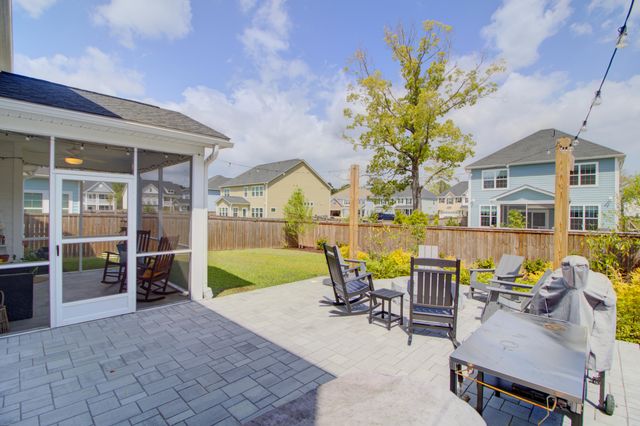 1092 Saltwater Circle, Johns Island, SC 29455
